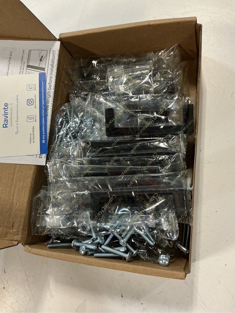 Condition photo showing Good Condition for Ravinte 30 Pack Solid 3 Inch Center to Center Slim Square Bar Drawer Handles Kitchen Cabinet Handles Black Drawer Pulls Kitchen Cabinet Hardware Matte Black Dresser Pulls for Cupboard 30 Flat Black 3'' Hole Center