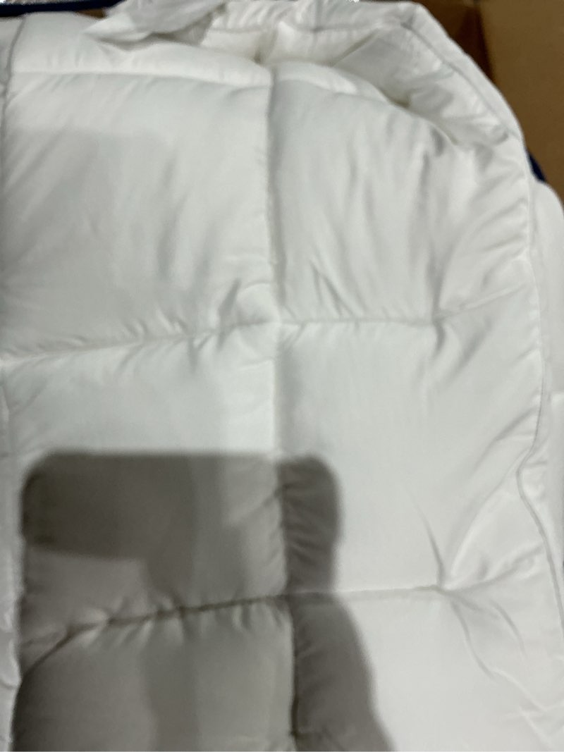 Condition photo showing Good Condition for serta down illusion soft hypoallergenic 2 inch pillowtop simple fit mattress topper, twin xl, white twin xl white