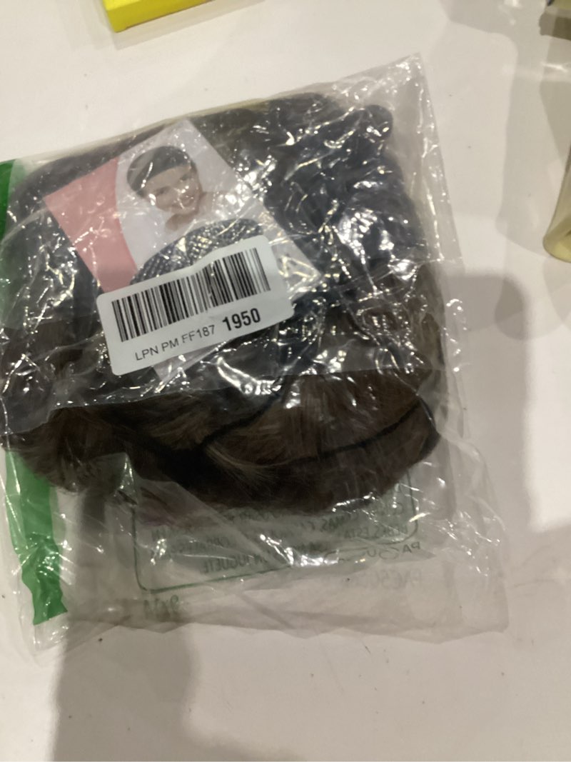 Condition photo showing Good Condition for SEVENCOLORS Short Brown Wigs for White Women Natural Hair Lace Front Pixie Bob Wigs Synthetic Brown Mix Blonde Short Womens Wig