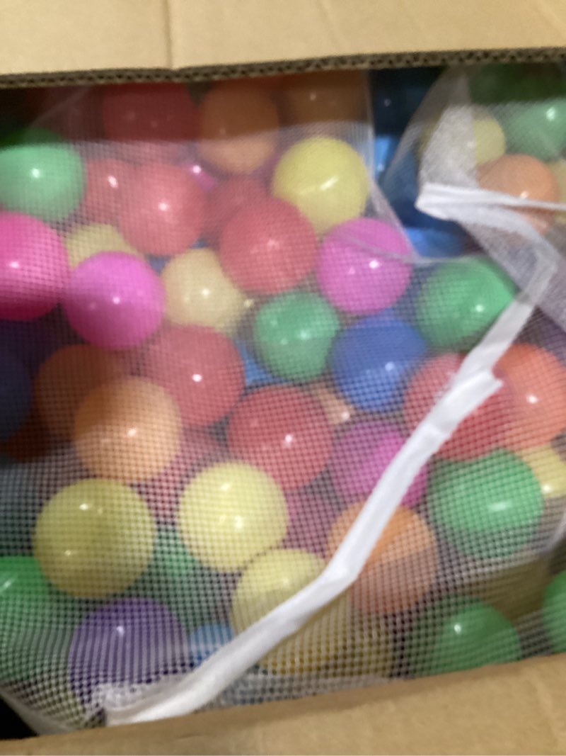 Condition photo showing Good Condition for amazon basics bpa free crush-proof plastic ball, pit balls with storage bag, toddlers kids 12+ months, pack of 400 balls, 6 bright colors 400 balls bright colors