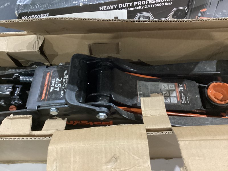 Condition photo showing As Is for floor jack 2.5 ton (5500 lbs), low profile floor jack with single piston pump, heavy duty steel hydraulic jack for car, jack for car with lifting range 3.4'' to 14.6''