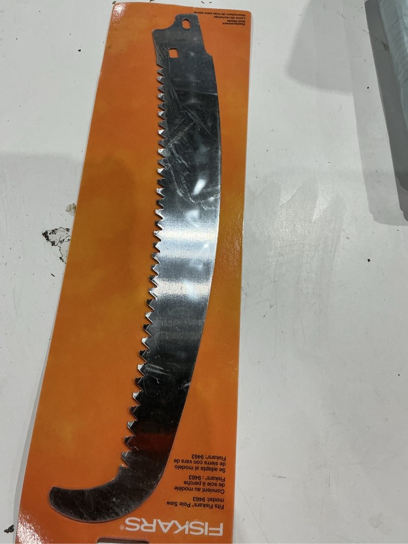 Condition photo showing Good Condition for fiskars 15-in steel tree pruning blade
