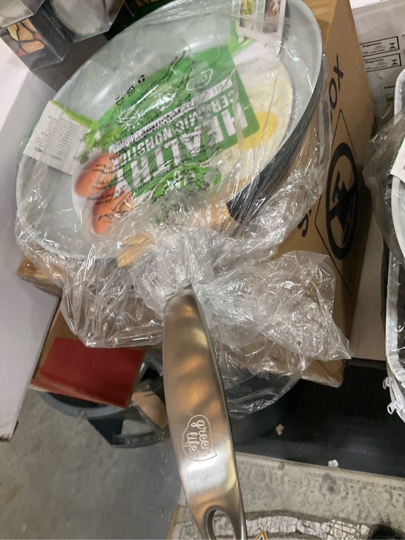 Condition photo showing Good Condition for greenlife 12" gourmet pro classic open frypan