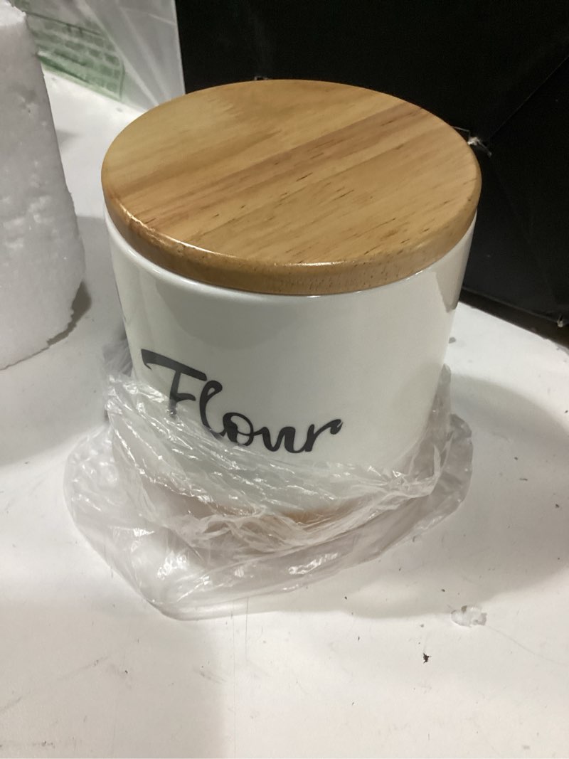 Condition photo showing Good Condition for leetoyi ceramic food storage containers with lid, 31oz farmhouse kitchen decor, countertop food storage caddy organizer 4.5 inch (labeled flour)