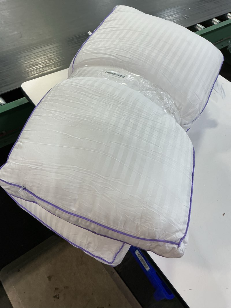 Condition photo showing As Is for SLEEPDIARY King Size Pillows Set of 2,Hotel-Quality Bed Pillows with Zipper for Adjustable Loft, Machine Washable, Down Alternative Filling for Back, Side & Stomach Sleepers, White King (U.S. Standard) White 2