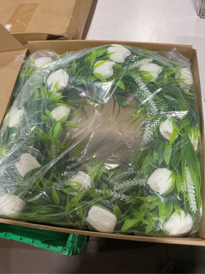 Condition photo showing New/Like New for 24 inch artificial tulip wreath, spring wreath with white tulip and greenery for all year around indoor outdoor home farmhouse wall springtime holiday decor