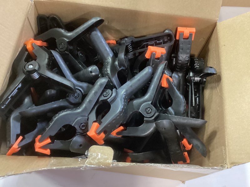Condition photo showing New/Like New for 40 pack 4.5 inch plastic spring clamps, black heavy duty clips, backdrop clips, woodworking clamps, plastic clamps for crafts, backdrop stand, woodworking, photography 4.5in-40p
