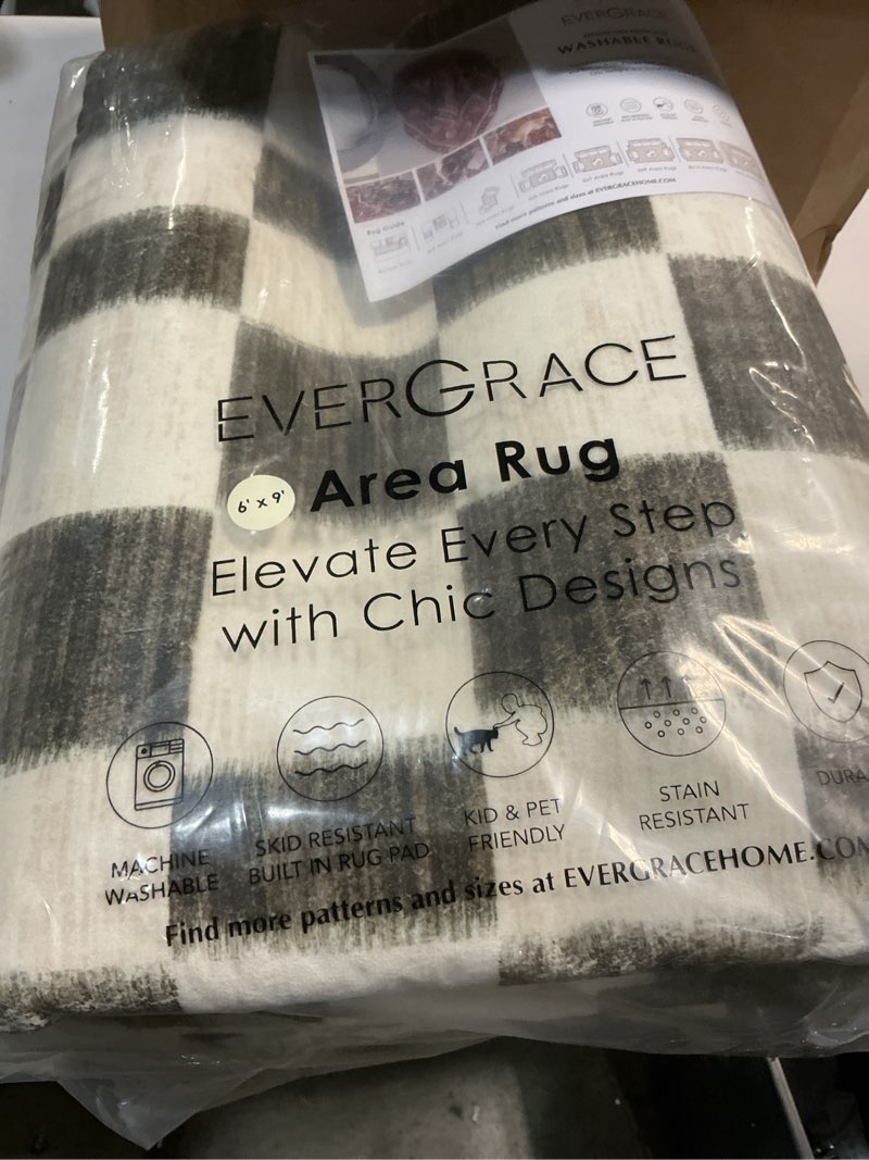 EVERGRACE Checkered Plaid Area Rug 6x9, Soft Fuzzy Faux Wool Rugs Washable Anti Slip Rugs Large Rug Carpet for Entryway Bedroom Living Room Hallway Kitchen Dining Room and Laundry Room, Olive Green