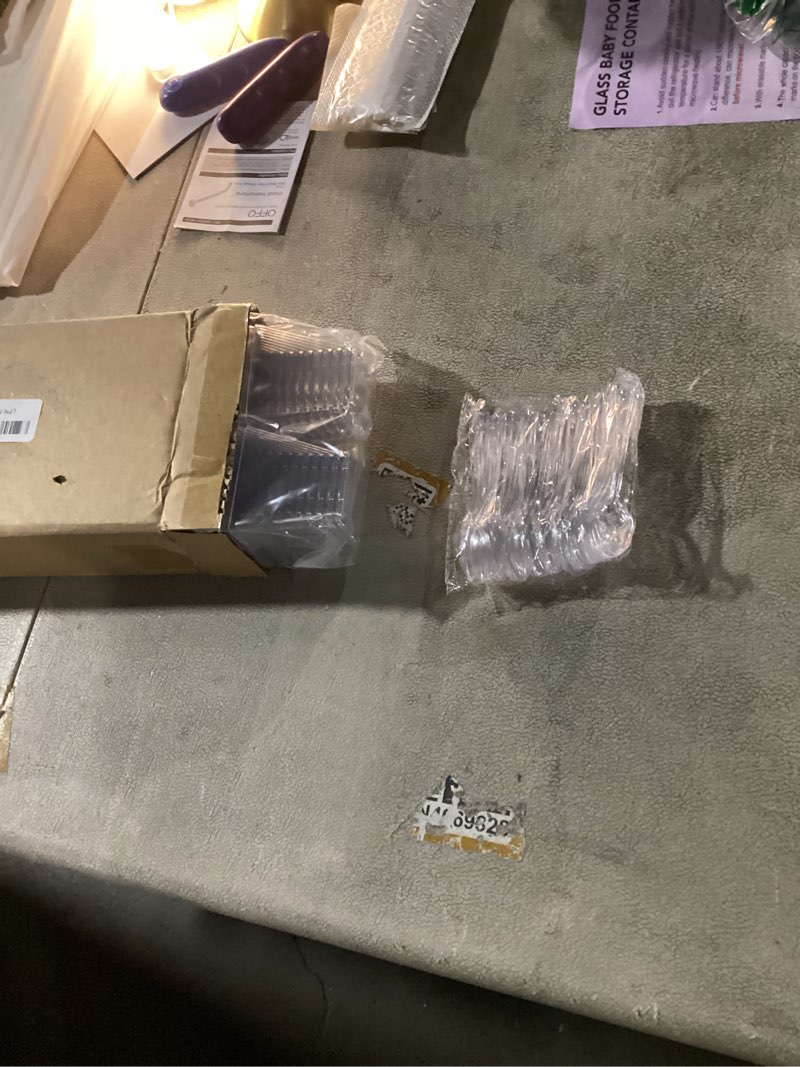 Condition photo showing Good Condition for TOFLEN 50 Pack 3.5 oz Plastic Dessert Cups with Spoons, Irregular Square Mini Dessert Bowls for Party Trifle, Yogurt Parfait, Pudding, Appetizers 3.5oz (50 cups+50 spoons)