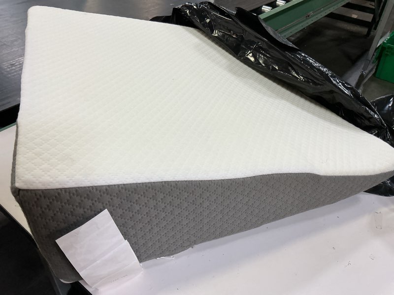 Condition photo showing Good Condition for wedge pillow, bed wedge pillows for sleeping, snoring, back support, after surgery, foam triangle pillow, removable washable cover (whtie grey 7.5, 24x24x7.5in)