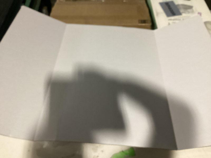 Condition photo showing Good Condition for white tri-fold presentation board 28" x 40" corrugated tabletop display exhibition board lightweight and portable with smooth surface great for school projects and business presentations - by emraw 28" x 40" 1