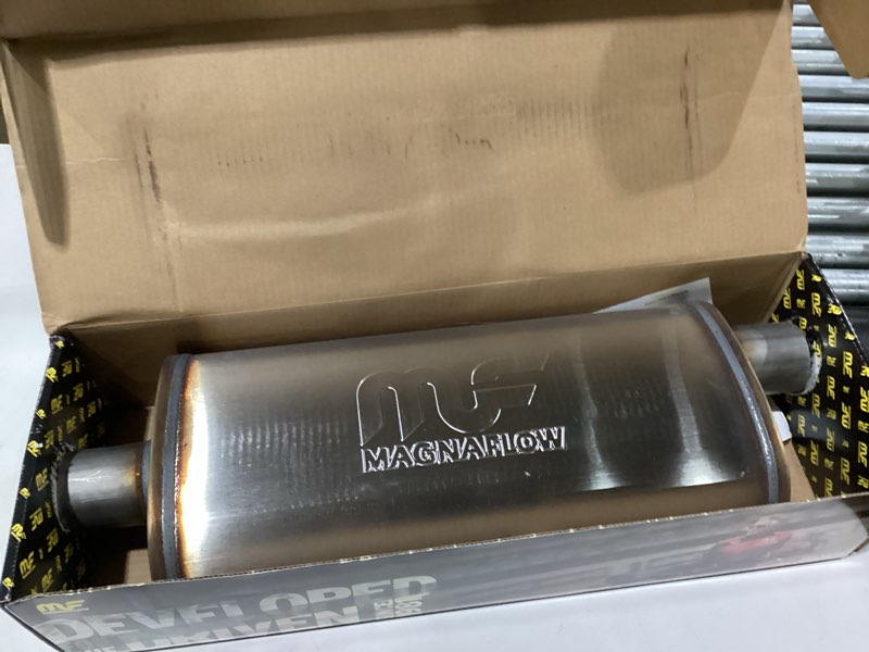 MagnaFlow Performance Exhaust Muffler 12255: 2.25"/2.25" Inlet/Outlet, 5x8x18" Oval, Stainless Steel