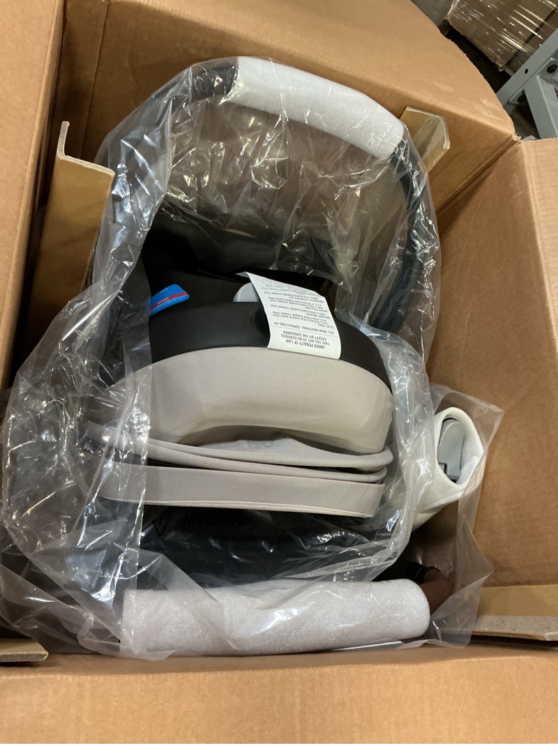Condition photo showing Good Condition for maxi-cosi zelia™ luxe 5-in-1 modular travel system new hope tan