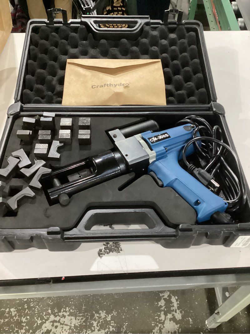Condition photo showing New/Like New for Electric Hydraulic Cable Crimping Tool - 7.5Ton 15Dies (12AWG to 600MCM) Batttery Cable Lug Crimper Kits Hydraulic Crimp Pliers for Copper/Aluminum Wires with 2.8m Power Cord CM-300S