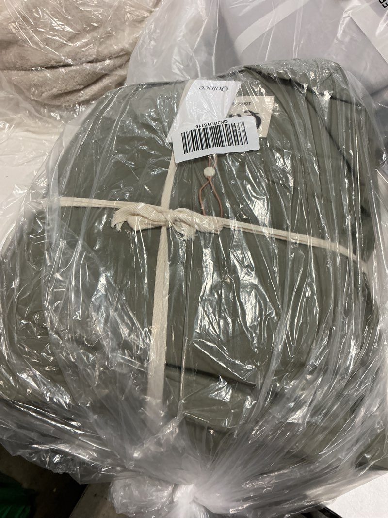Condition photo showing New/Like New for organic crisp percale deluxe bedding bundle, king, dried sage