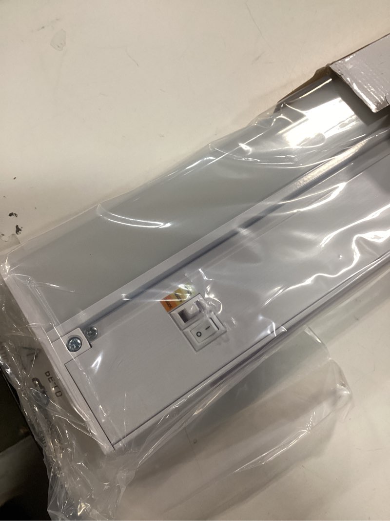 Condition photo showing Good Condition for 24 Inch LED Under Cabinet Lighting, Hardwired & Plug in, Linkable, Dimmable, 3CCT Selectable Kitchen Cabinet Light, CRI93 24 Inches