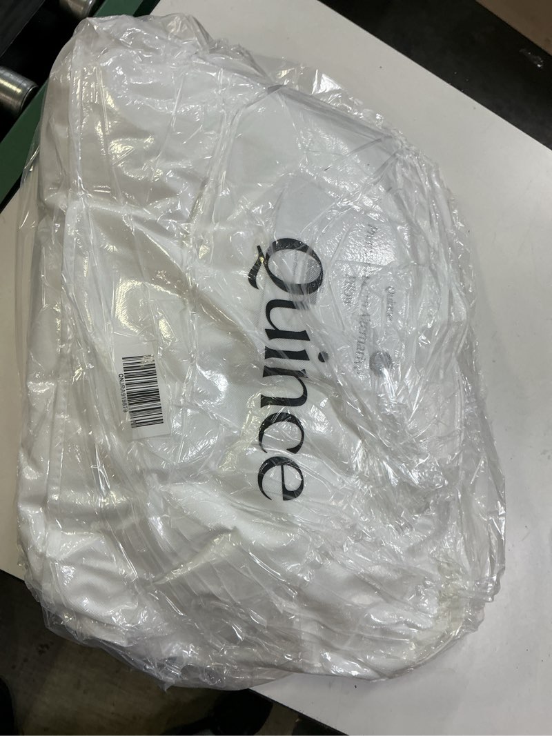 Condition photo showing Good Condition for premium down alternative pillow, standard, medium