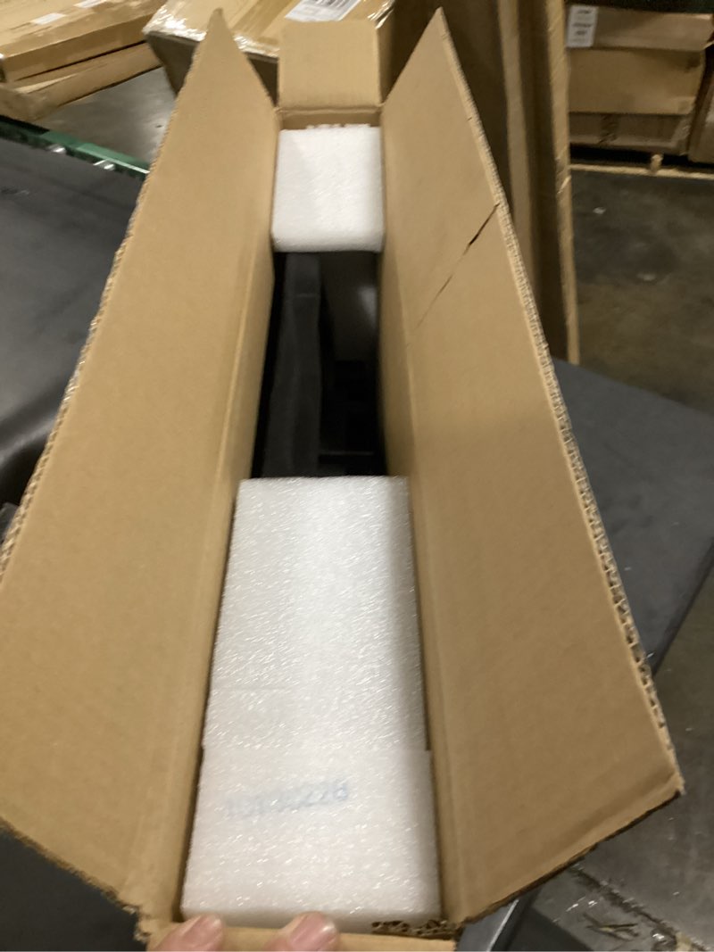 Condition photo showing Good Condition for radiator cooling fan compatible with 2008-2010 challenger 2006-2010 charger 2005-2008 magnum 2005-2010 c-hrysler 300 replace for 5137714aa 5137715aa 5137715ab 620-039
