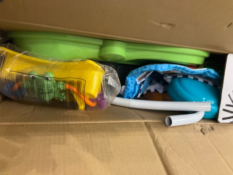 Condition photo showing As Is for Activity jumper