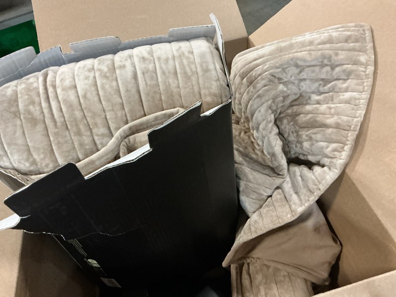 Condition photo showing Good Condition for EVERGRACE Velvet Quilt Set King Size, Luxurious Soft Striped Channel Bedding Set, Lightweight Velvet Comforter for All Season, Oversized Bedspread Coverlet with 2 Matching Shams, Beige Taupe King (104" x 92") Beige Taupe