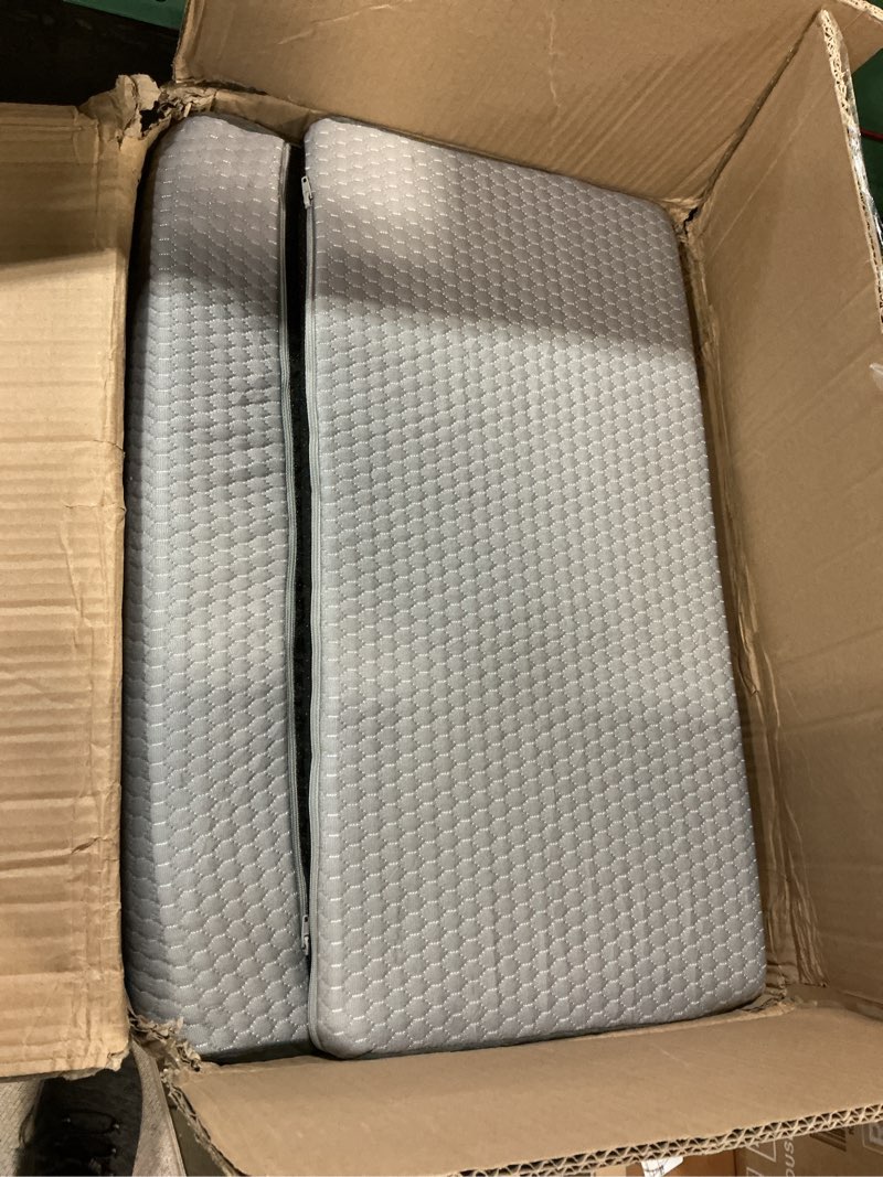 Condition photo showing Good Condition for 4pcs wedge pillow set for after surgery, orthopedic bed wedge pillow for back pain relief, sitting up in bed, acid reflux, adjustable post surgery pillows for gerd, snoring, grey