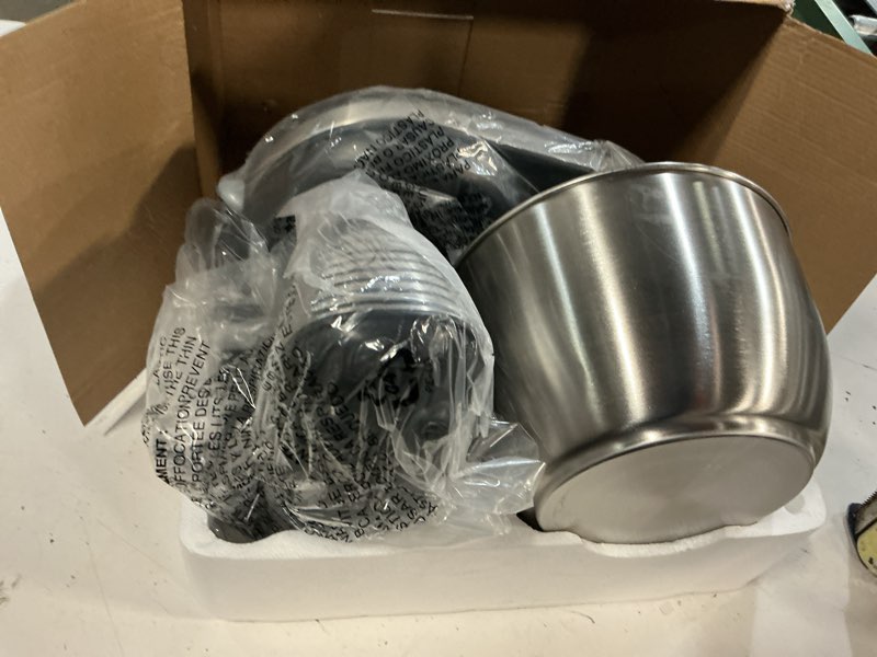 Condition photo showing Good Condition for hamilton beach classic stand and hand mixer, 4 quarts, 6 speeds with quickburst, bowl rest, 290 watts peak power, black and stainless black & stainless