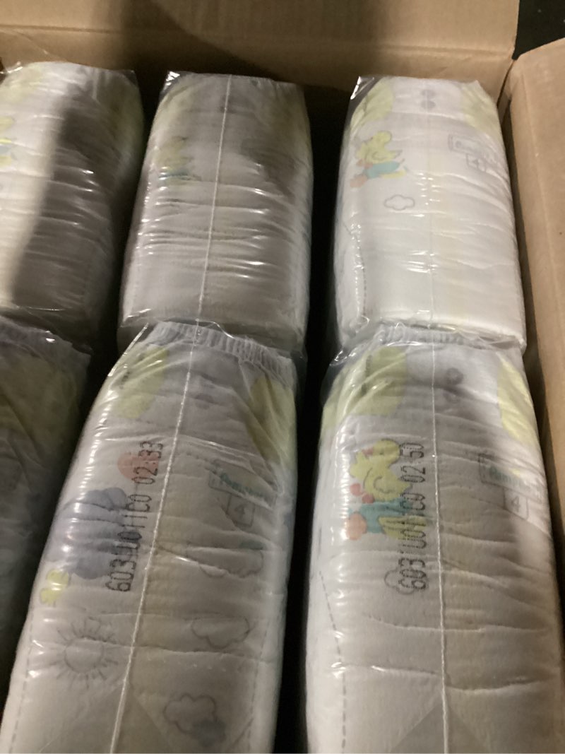 Condition photo showing Good Condition for Pampers Swaddlers Diapers, Size 4 (15-34 lbs), 150 Count, Absorbent, Keeps Baby Dry and Comfortable, Skin Safe Disposable Baby Diaper (Packaging May Vary) Size 4 150