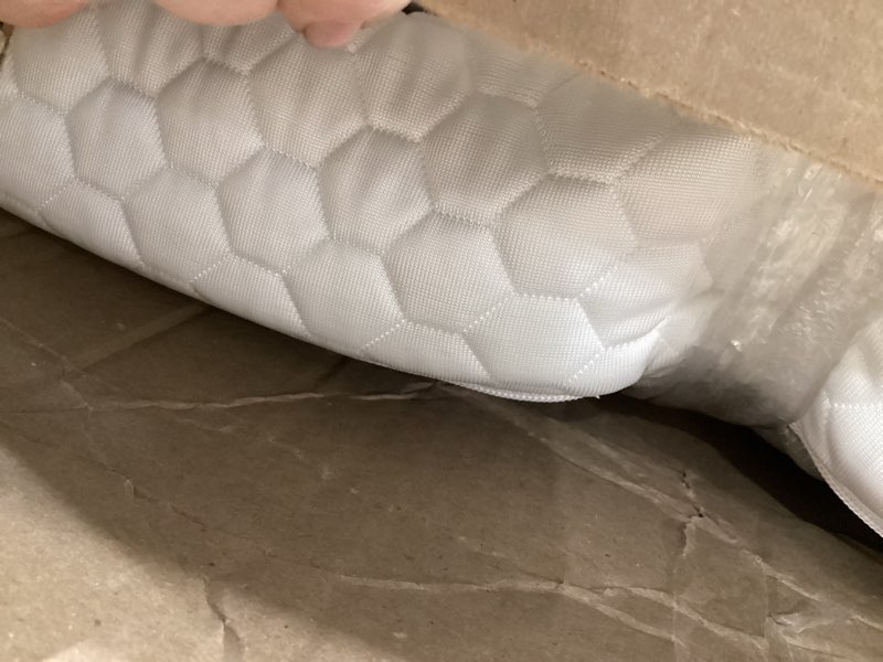 Condition photo showing Good Condition for helix ergoalign mattress topper with glaciotex™ - queen