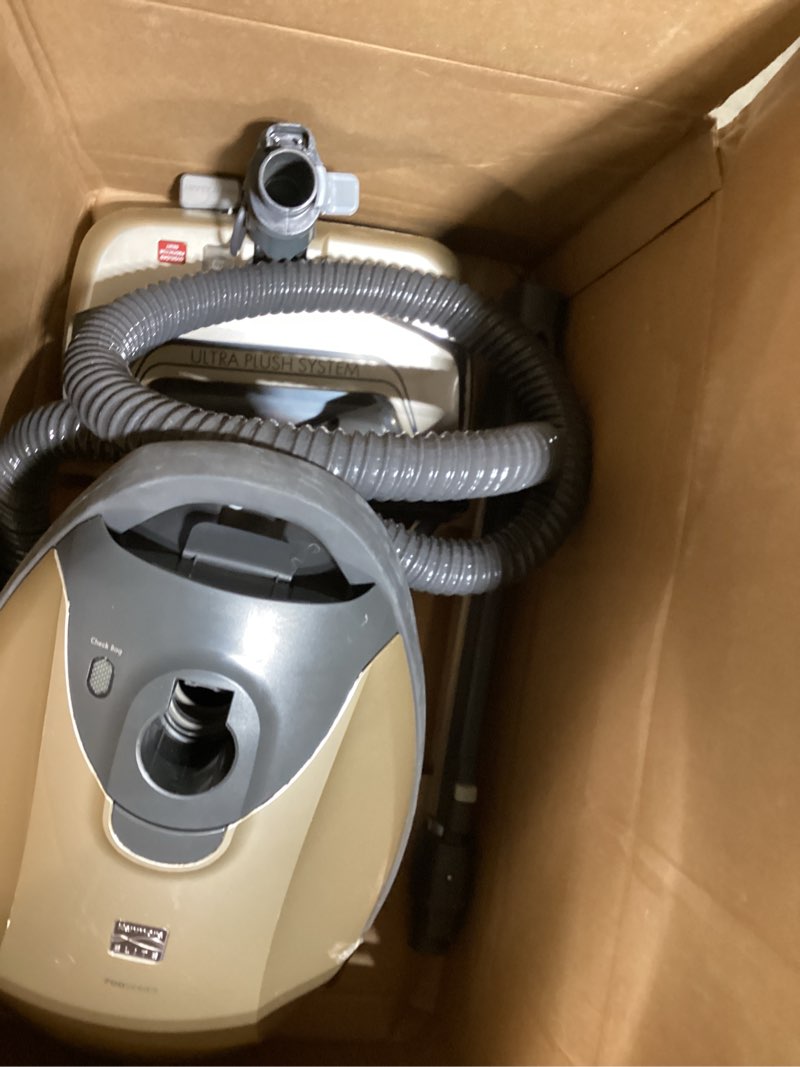 Kenmore Elite 81714 Pet Friendly Ultra Plush Lightweight Bagged Canister Vacuum with Pet PowerMate, not tested