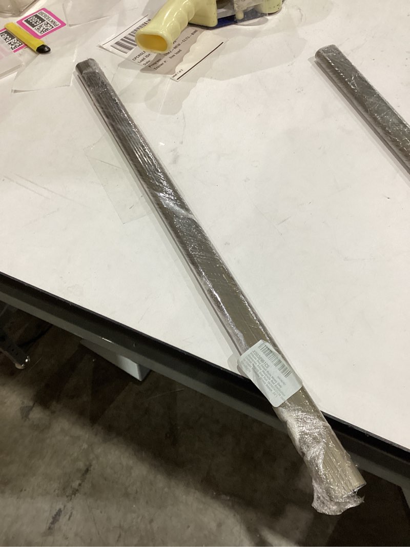 Condition photo showing Good Condition for Oval Closet Rods Heavy Duty Aluminium Alloy Wardrobe Rod Application Clothes Hanging Oval Rod 18/20/24/31/39 Inch for Closet Wardrobe (Green bronze, 24") Green bronze 24"