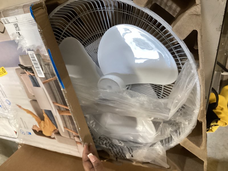 Condition photo showing As Is for commercial cool 16 inch wall fan with remote, white (ccfwr16w) 16 inch white wall fan