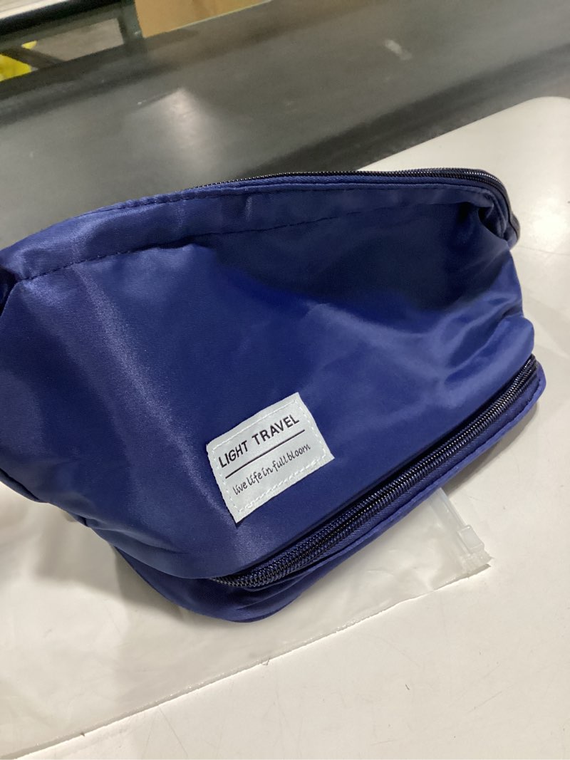 Hanging Travel Toiletry Bag for Women, Makeup Bag, Compact, sturdy, Lightweight, Waterproof, Simple and Practical, Functions As Both Cosmetic Organizer And Toiletry Bag (Woman, Blue) Blue Woman