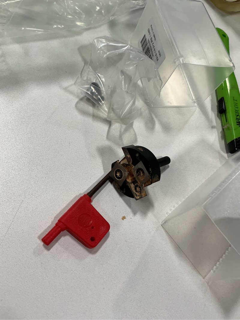 Condition photo showing As Is for CNC Spoilboard Surfacing Router Bit 1/4" Shank, Slab Flattening Router Bit with 1-3/8" Cutting Diameter, 2+2 Flutes Insert Carbide Wood Planer Router Bits, Planing Bit for Woodworking Surfacing Bit 1/4" Shank-1-3/8" Cut Dia. (2+2 Inserts)