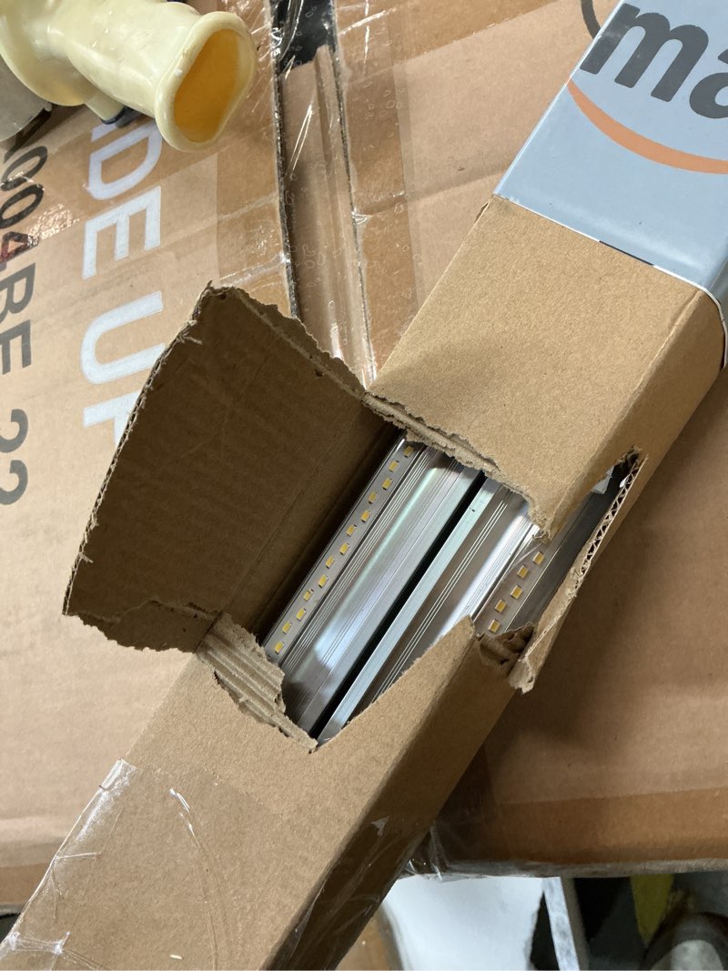 Condition photo showing Good Condition for Led Shop Light, Super Bright 40W 5600lm 5000k Shop Light are 5 Times Brighter Than Cabinet Lights, Linkable 2ft Led Lights Fixture for Cabinet Garage Workbench 2-Pack