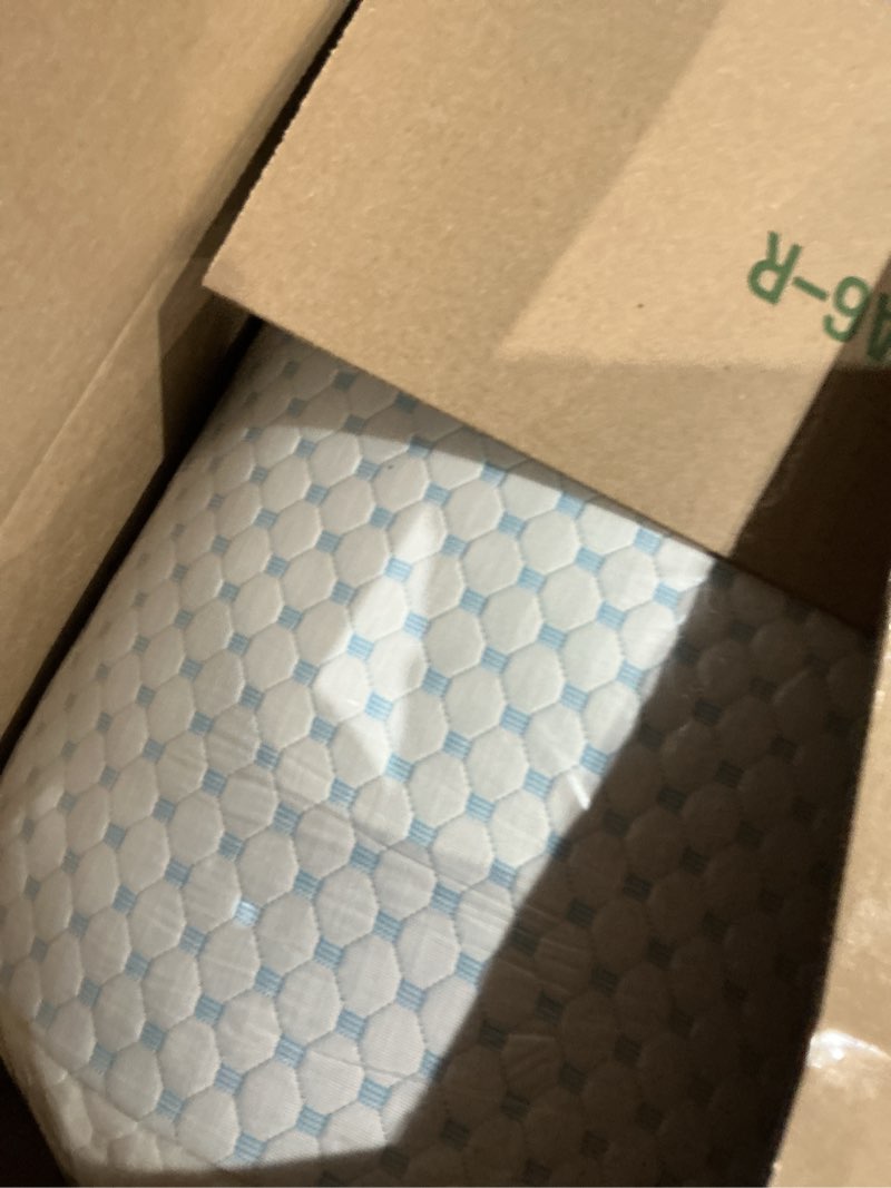 Condition photo showing Good Condition for Untitled Item
