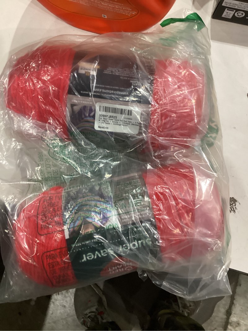 Condition photo showing New/Like New for Red Heart Super Saver Hot Red Yarn - 3 Pack of 198g/7oz - Acrylic - 4 Medium (Worsted) - 364 Yards - Knitting/Crochet Hot Red 3 pack