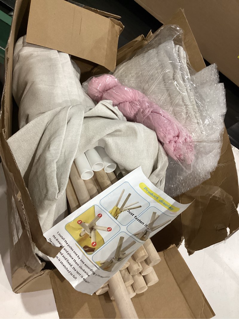 Condition photo showing Good Condition for kids teepee tent set