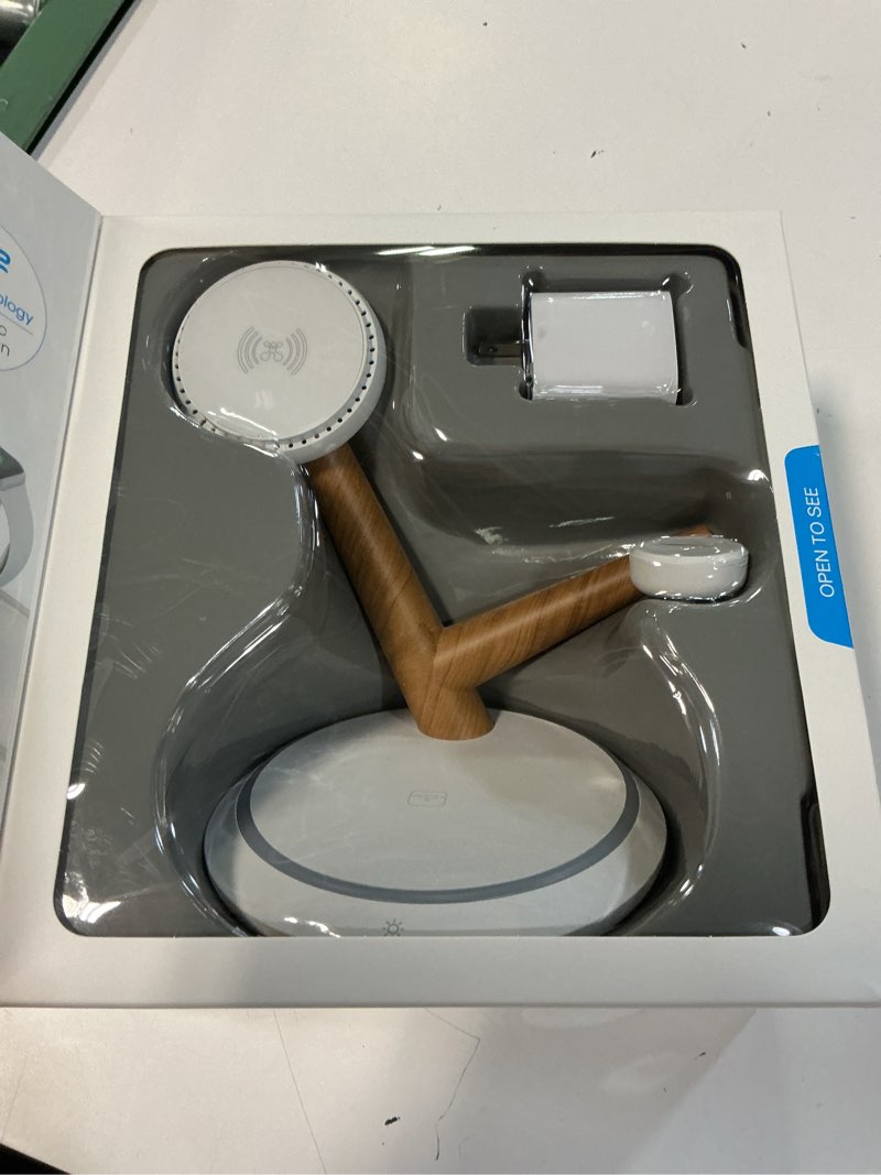 Condition photo showing New/Like New for atomi qi2 magnetic wireless charging stand