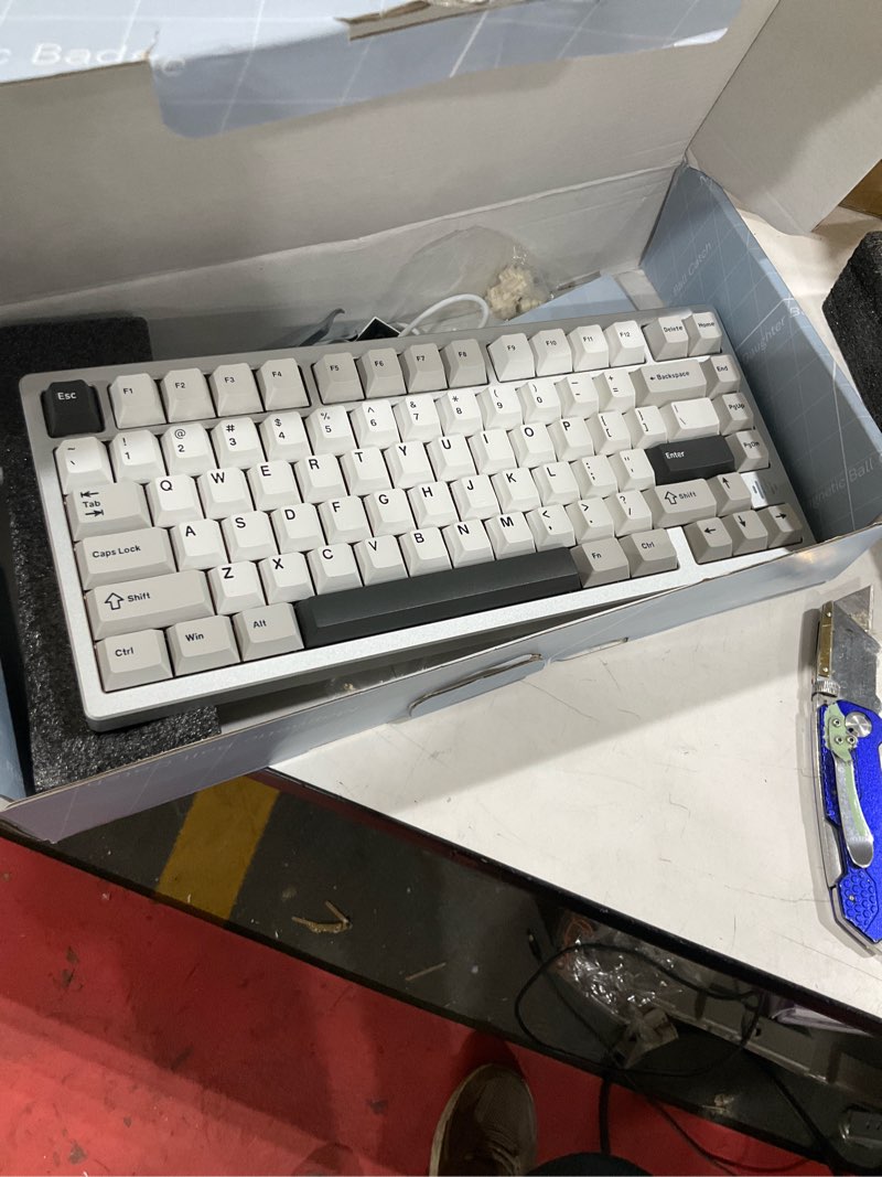 Condition photo showing Good Condition for womier rd75pro 75% wireless gaming keyboard,quick release aluminum keyboard | qmk/via tri-mode mechanical creamy key board custom hot swappable with rgb for windows/mac/pc - silver r-silver