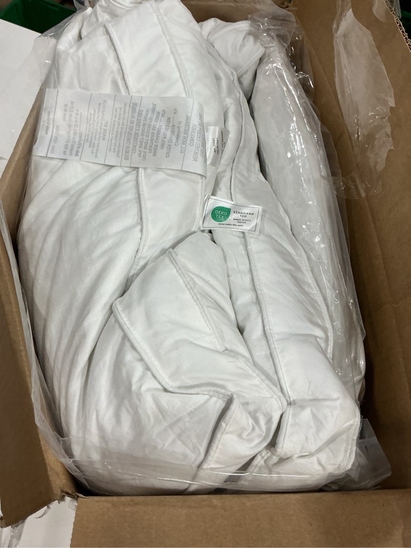 Condition photo showing New/Like New for puredown® goose feather down pillows, soft gusseted bed pillows for sleeping with 100% cotton shell, set of 2, king size gusseted white1 king (pack of 2)