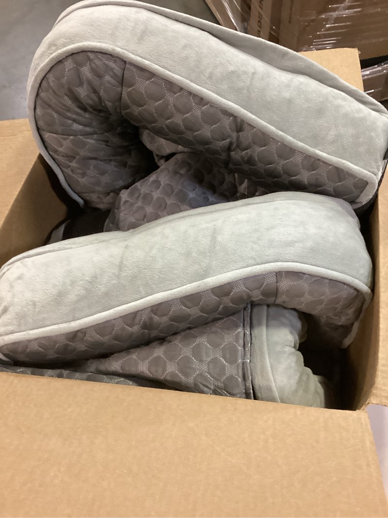 Condition photo showing Good Condition for Large Cooling Dog Bed – 41 x 37 inch Waterproof Couch Cover for Dogs Washable, Non-Slip Bottom, Self Cooling Mat for Dogs, Durable & Non-Gel, Dog Couch Bed for Sofa Floor Car, Cooling Grey Large Cooling Grey