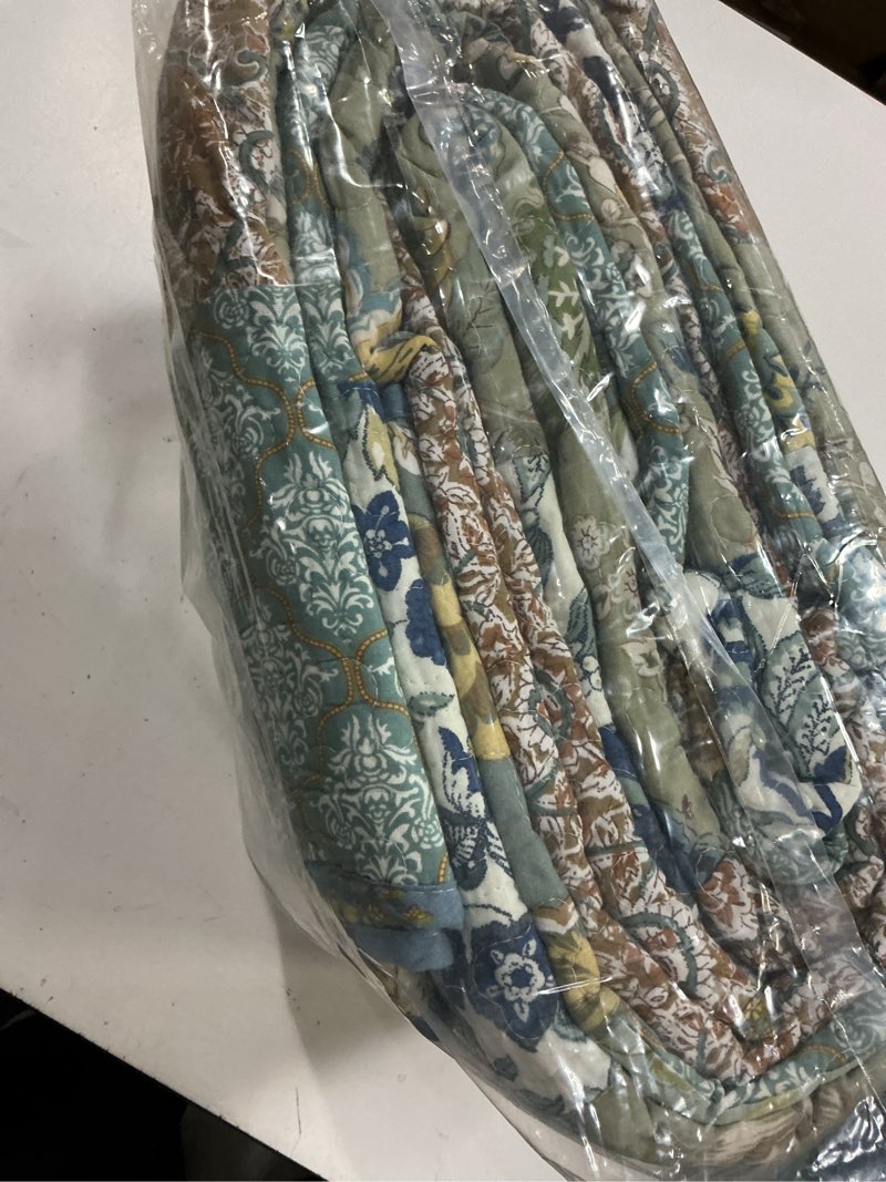 Condition photo showing New/Like New for secgo queen comforter set for bed - 100% cotton quilts queen size, green, sage bedspreads (90 * 98 inch) with 2 pillow shams, patchwork reversible lightweight bedding queen(90"x98") sage