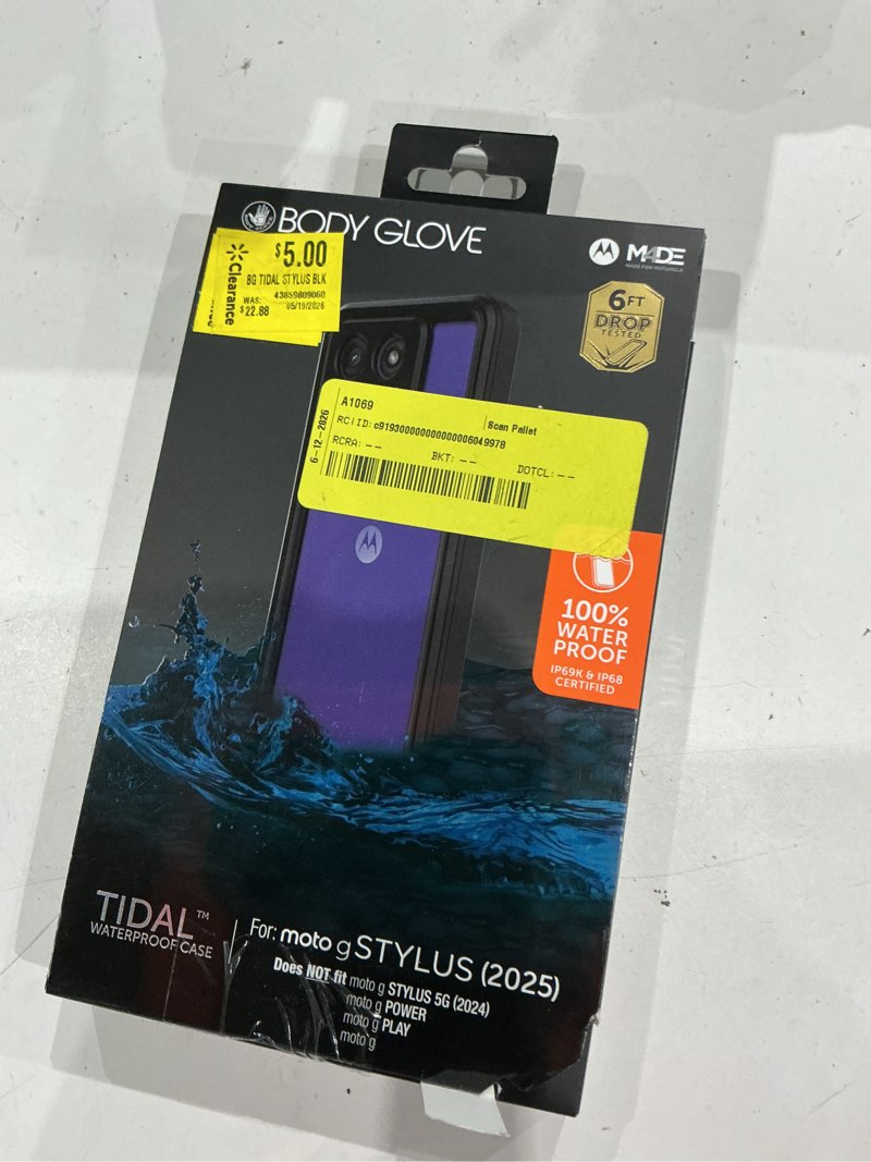 Condition photo showing New/Like New for body glove tidal waterproof phone case for motorola moto g stylus (2025) - black/clear