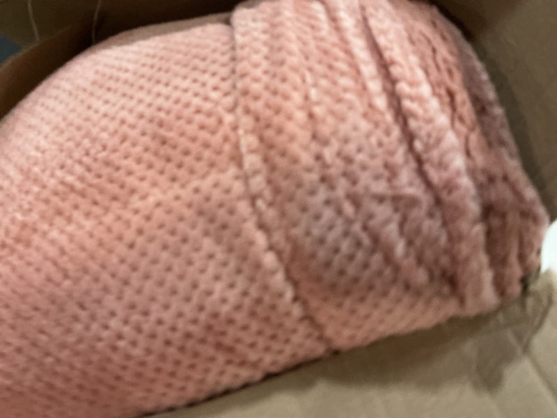 Condition photo showing Good Condition for KASENTEX Super Ultra Soft Luxury Plush Sherpa Comforter, Cozy Reversible Fleece - Goose Down Alternative Fill, Machine Washable Bedding, Sunset Rose Pink, Queen Size Sunset Rose Queen