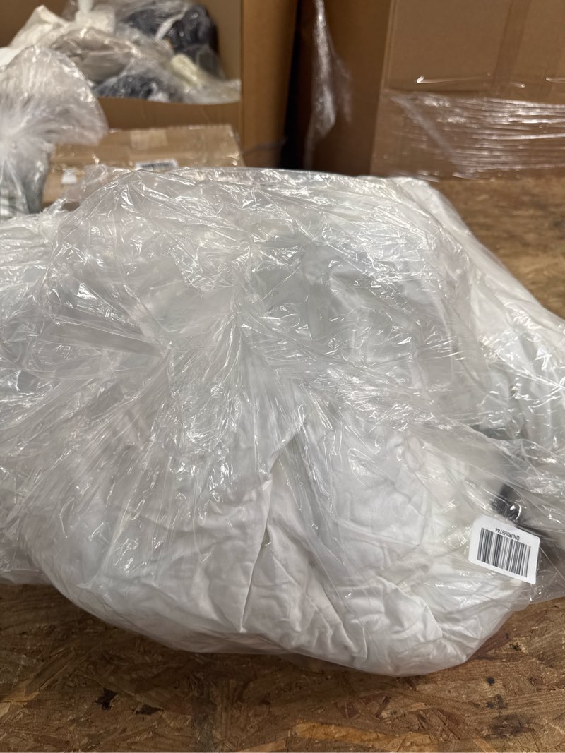 Condition photo showing Good Condition for all-season premium down alternative comforter, king/cal king, white