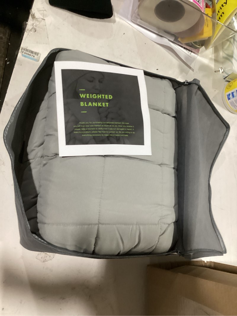 Condition photo showing Good Condition for Kivik Breathable Weighted Blanket for Adults, 15 lbs Ultra Soft Minky Dot Heavy Blankets, Reversible Cooling and Warm Blanket for All Seasons, Machine Washable, 60"x80" Queen Size, Grey Grey 60"x80"-15 lbs