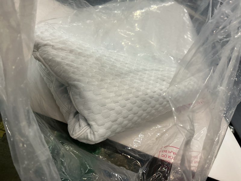 Condition photo showing Good Condition for gaive 1.5in mattress fit pack and play & baby bassinet, gel memory foam with waterproof & breathable ice silk cover, 41.1"x27.8" ?grey?