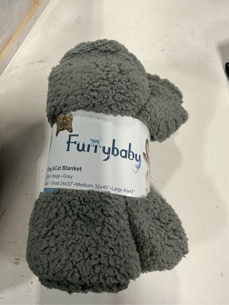 Condition photo showing New/Like New for furrybaby dog & cat blanket small 24x32” grey