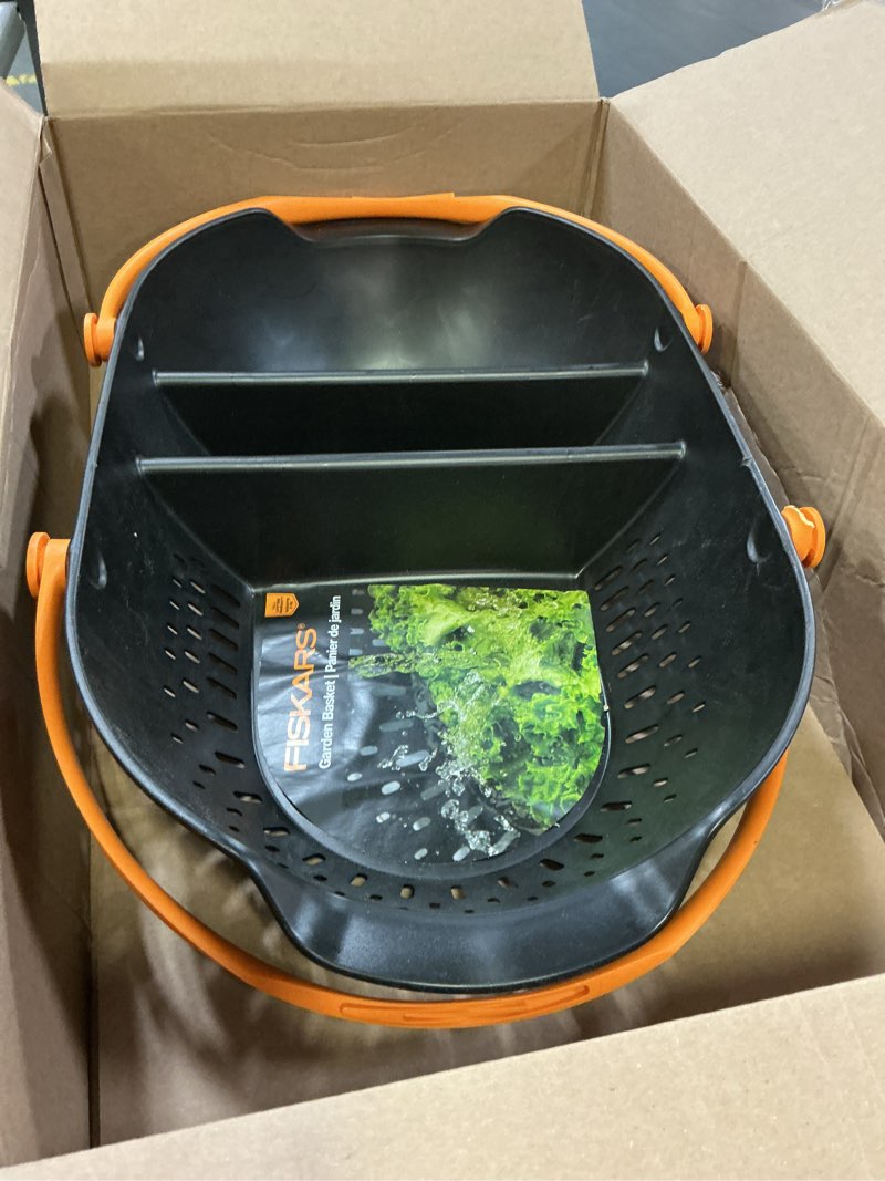 Condition photo showing Good Condition for fiskars garden harvest basket - container for gardening and harvesting with tool caddy - harvesting basket doubles as a colander for vegetables and fruits - garden accessories