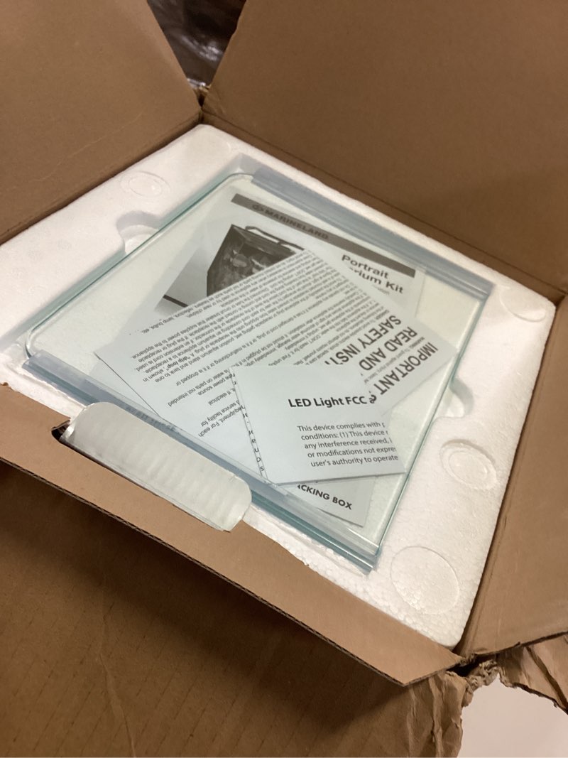 Condition photo showing New/Like New for Marineland Portrait Glass LED Aquarium Kit, 5 Gallons, Hidden Filtration,Black